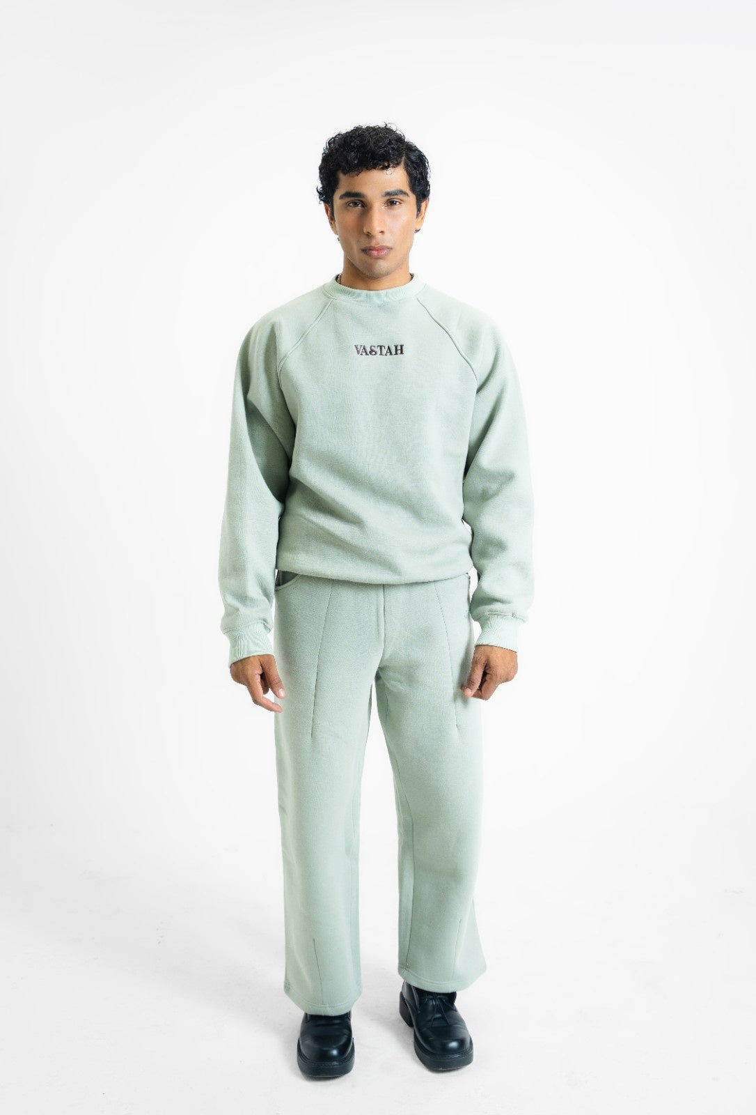 lookbook image shop_this_look_AVdw3f